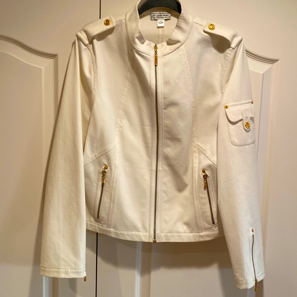 DONATED St. John Sport off-white jacket